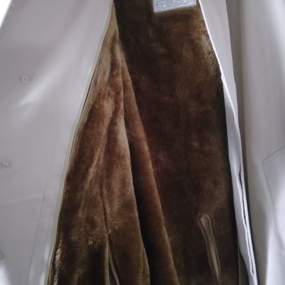 Vintage-Like New! London Fog furr lined trench Coat. - Picture 4 of 9
